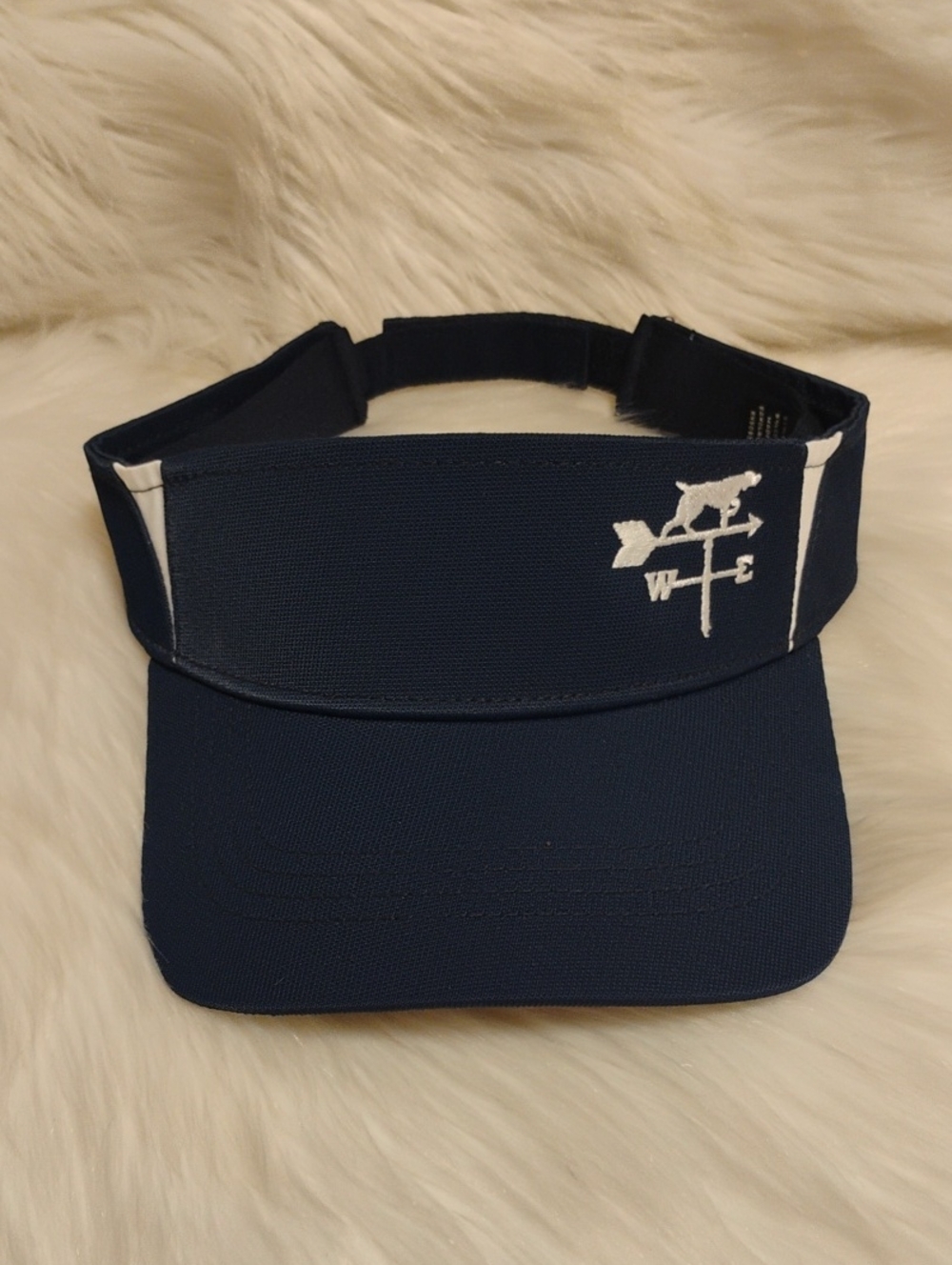 (C-75) Navy Performance Visor W White Embroidered Dog/Weather Vane Accent